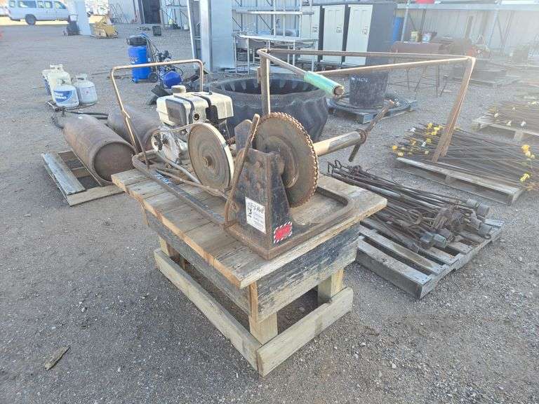 Split Wire Spool E-Z Wire roller With Wooden Table, Split Spool, (4) Spools With Wire ...