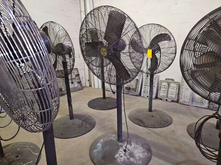 30" Airmaster Industrial Pedestal Fan (UP3OL)?F16-H