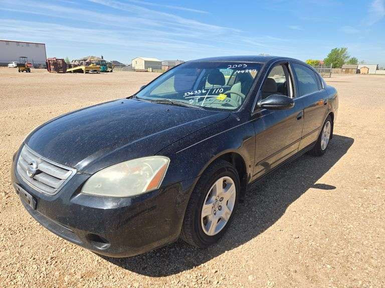 2003  Nissan  Altima  Sedan