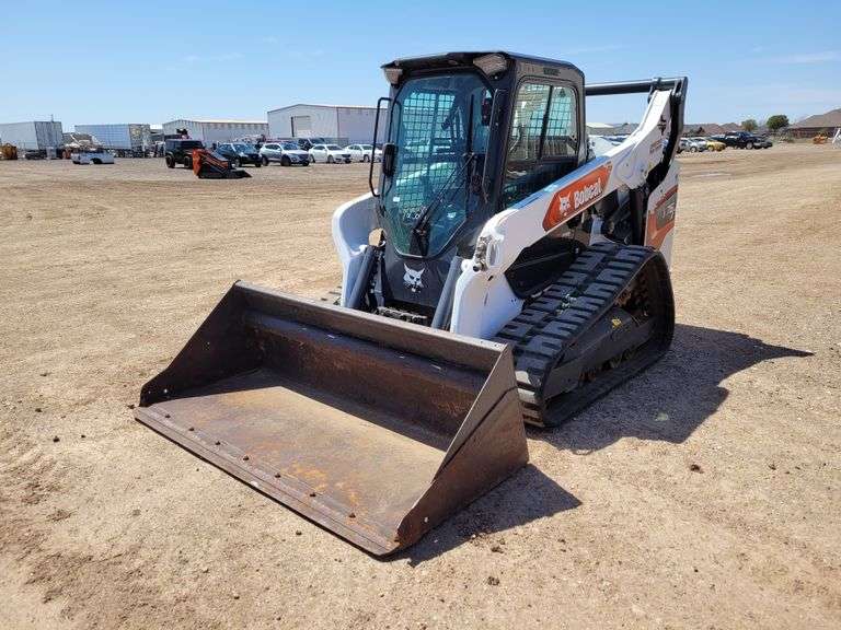 2023  Bobcat  T76  Skid Steer