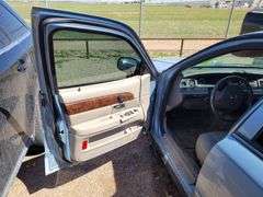 2006  Mercury  Grand Marquis LS  Sedan 4D