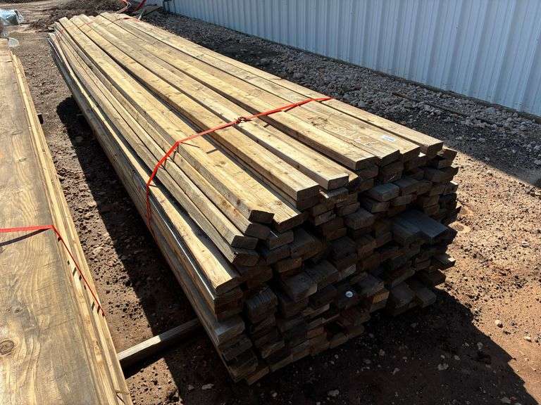 (200) 2"x4"x16' Pieces of Lumber