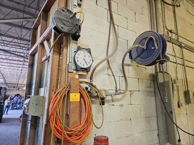 (3) Air Hoses & (2) Retractable Reel & Clock