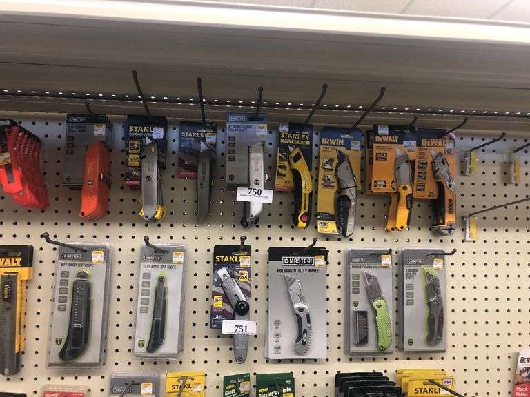 (25) DeWalt, Irwin, Stanley, Master Mechanic Utility Knives