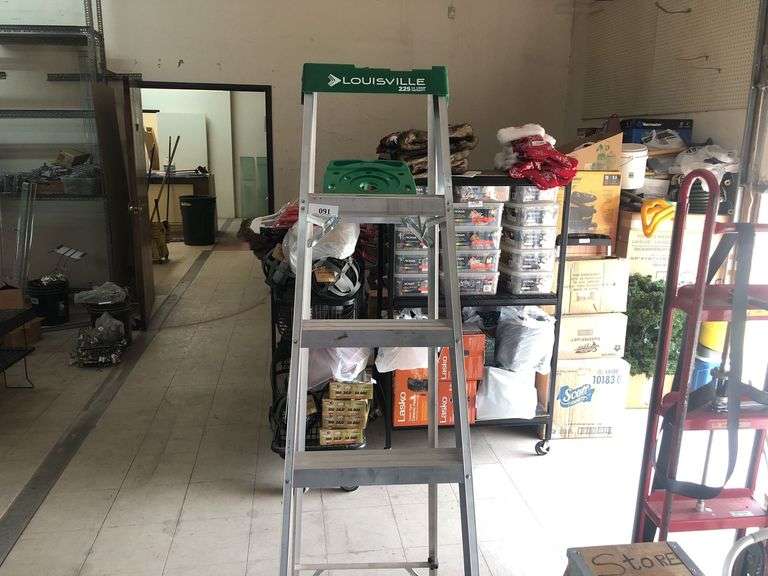 Louisville 225lb 6ft Aluminum Step Ladder