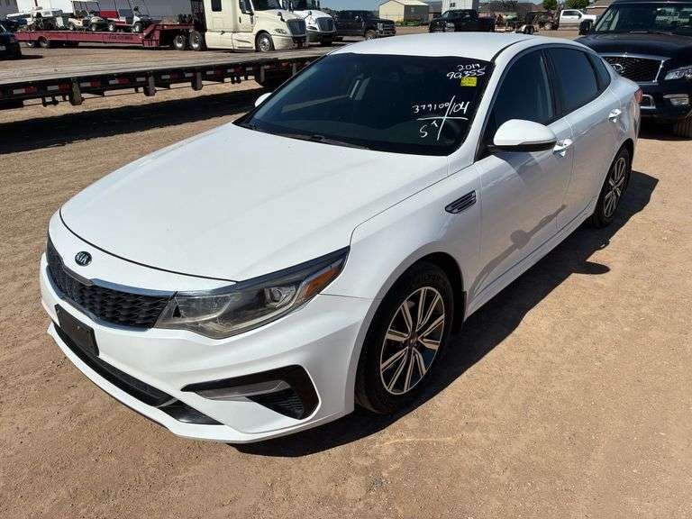 2019  Kia  Optima  Sedan 4D