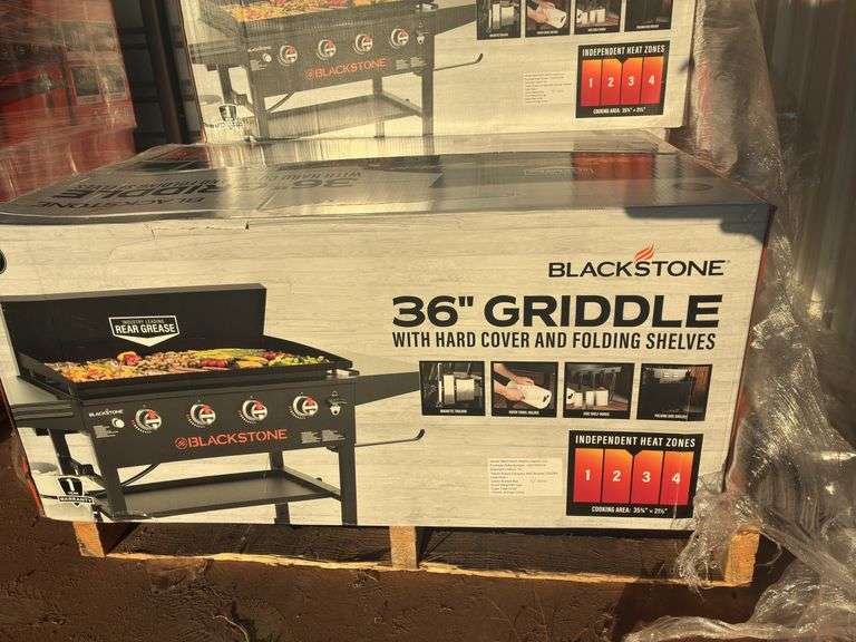 Black Stone 4 Burner 36" Propane Griddle w/ Hard Cover