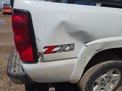 2005  Chevrolet  Silverado 1500 LS   Extended Cab 4D