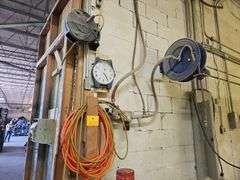 (3) Air Hoses & (2) Retractable Reel & Clock