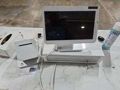 Clover Station Solo Checkout System W/ Cash Drawer
