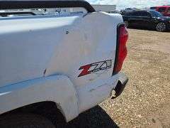 2005  Chevrolet  Silverado 1500 LS   Extended Cab 4D