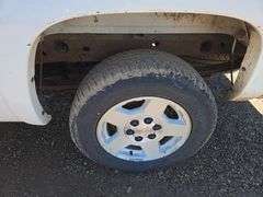 2005  Chevrolet  Silverado 1500 LS   Extended Cab 4D