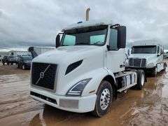 2019  Volvo  VNR64T   Conventional-New Generation  TRACTOR TRUCK