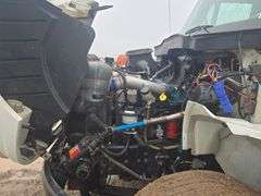 2005  International Harvester  8500  Truck