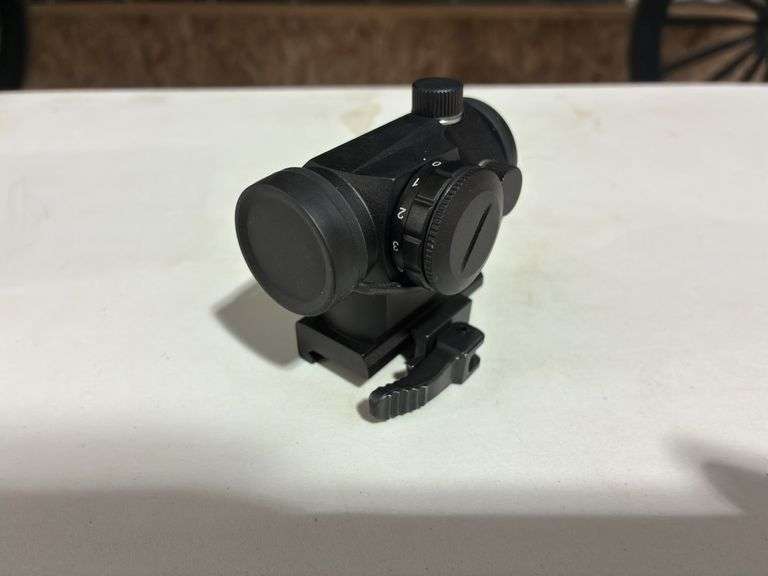 RT5 Rail-Mount Red Dot Sight