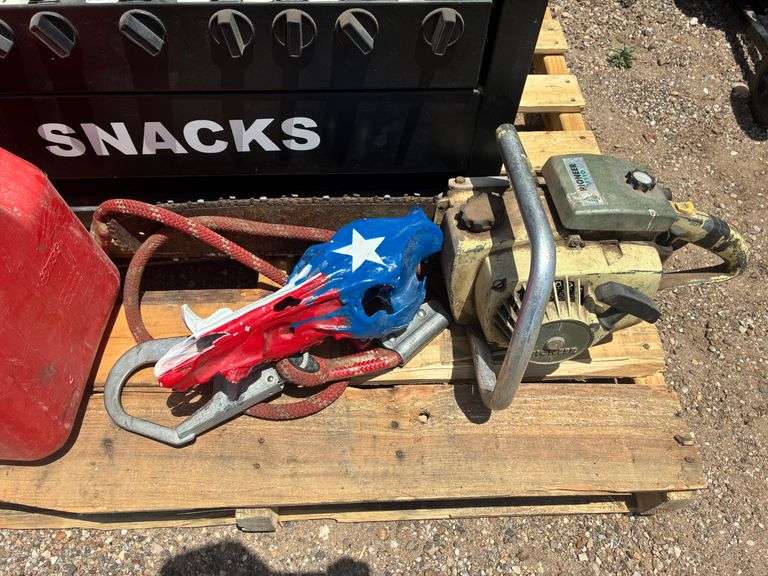 Snack Machine w/Gas Can