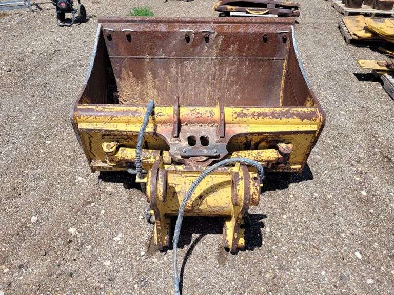 Bucket Attachment