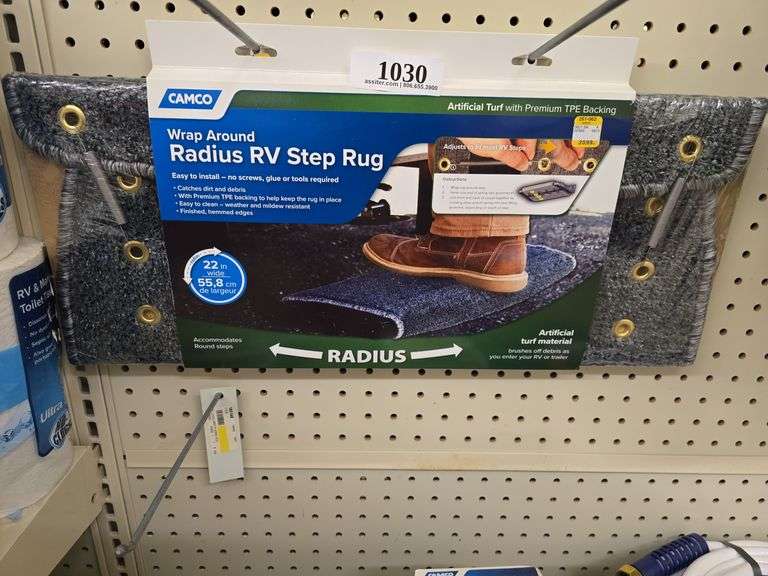 Camco Wrap Around Radius RV Step Rug