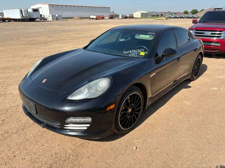 2013  Porsche  Panamera  Sedan 4D
