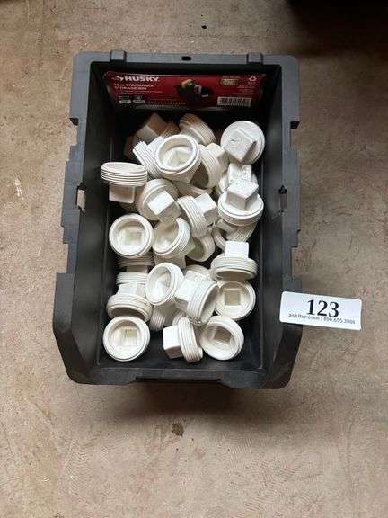 Threaded caps