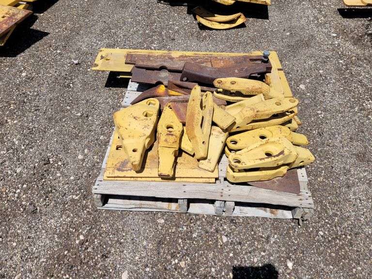 (2) Motograder Blades w/Teeth and Steel Plates