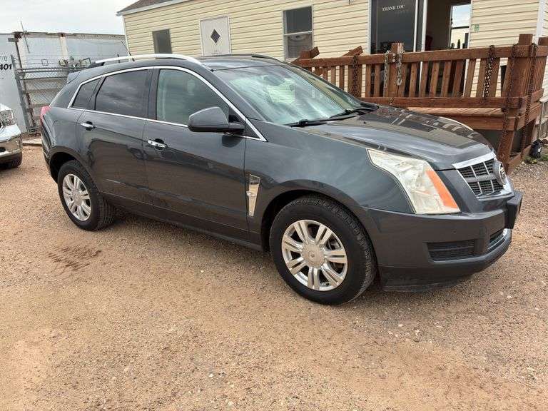 2012  Cadillac  SRX Luxury  SUV 4D  Sedan
