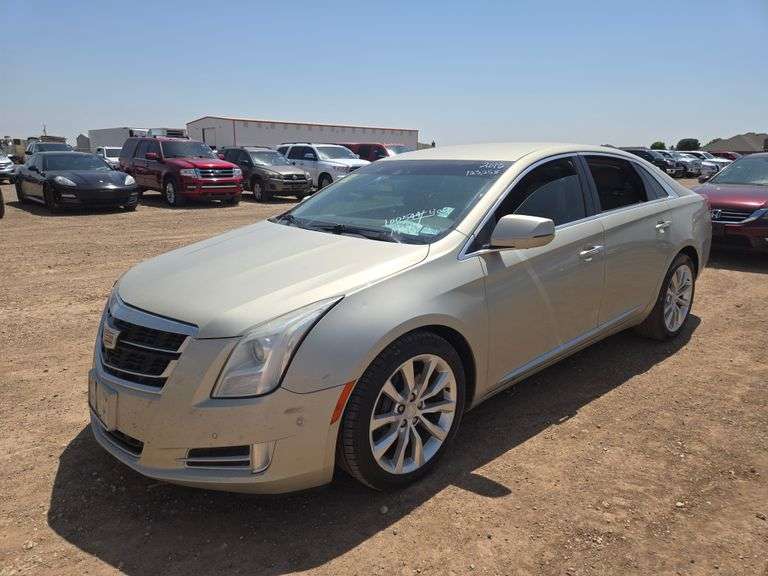 2016  Cadillac  XTS Luxury  Sedan 4D