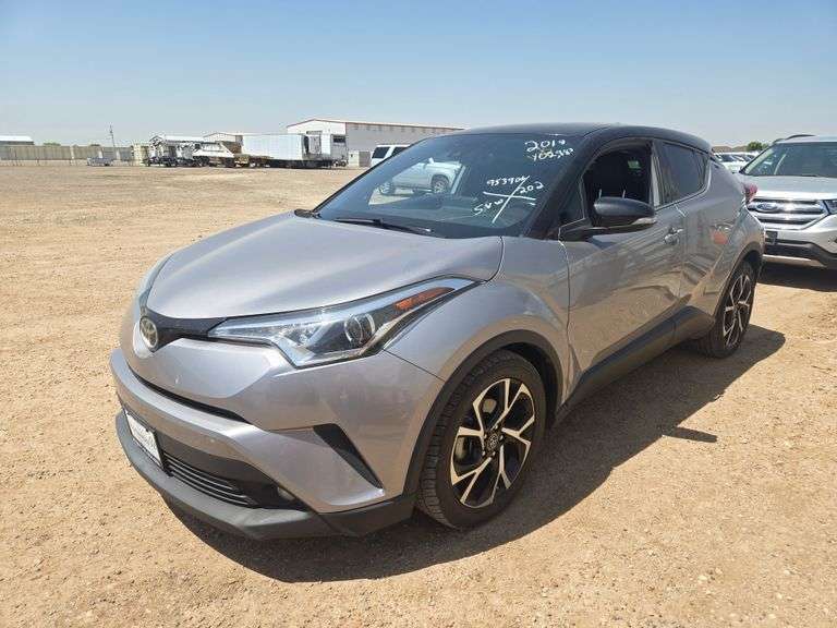 2019  Toyota  C-HR LE   SUV 4D