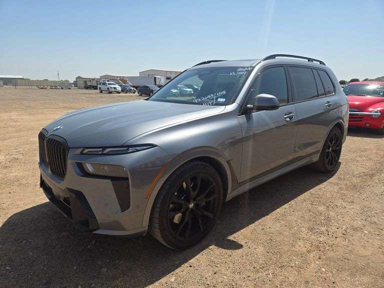 2024  BMW  X7  SUV
