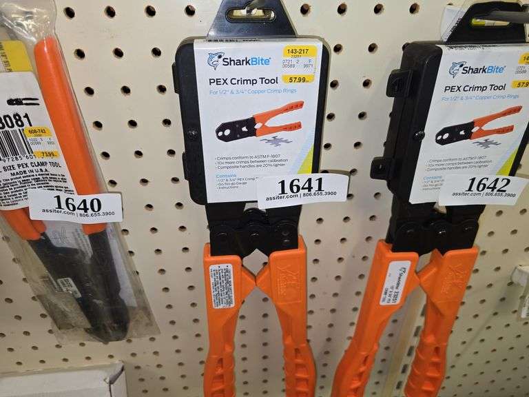 Shark Bite Pex Crimp Tool 1/2" to 3/4"