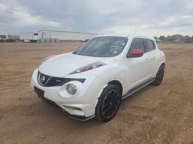 2013  Nissan  Juke Nismo / S   Hatchback 4D
