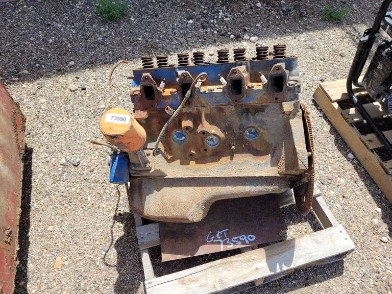 V8 Engine