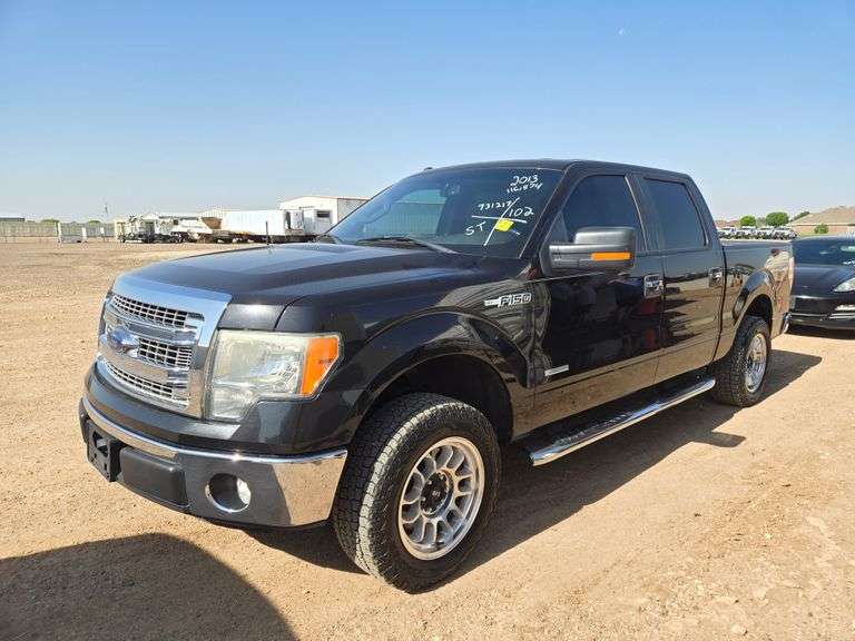 2013  Ford  F150 XLT  Super Crew 4D