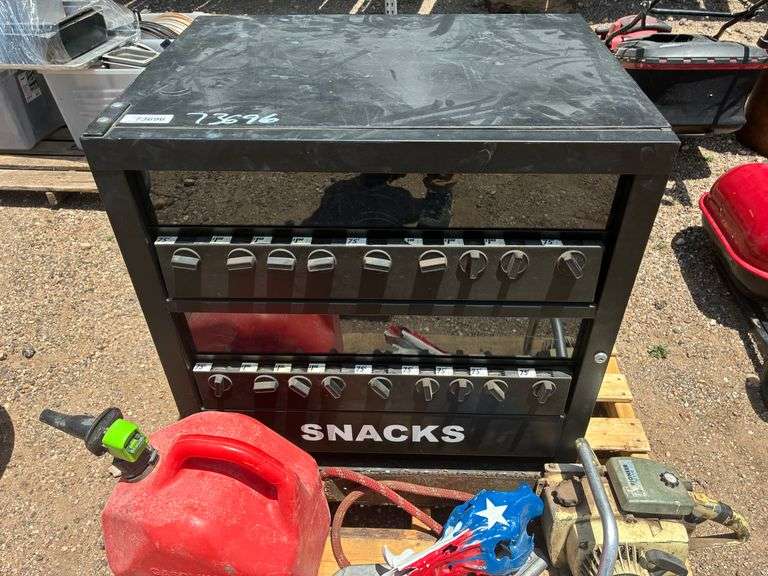 Snack Machine w/Gas Can