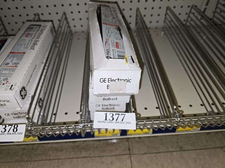 (4) GE GE26015MV-N-DIYB