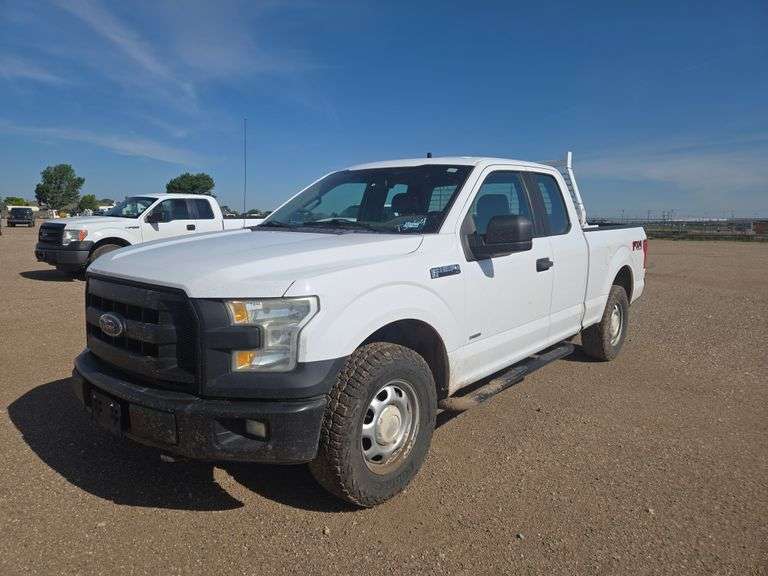 2015  Ford  F150 XLT  Supercab 4D