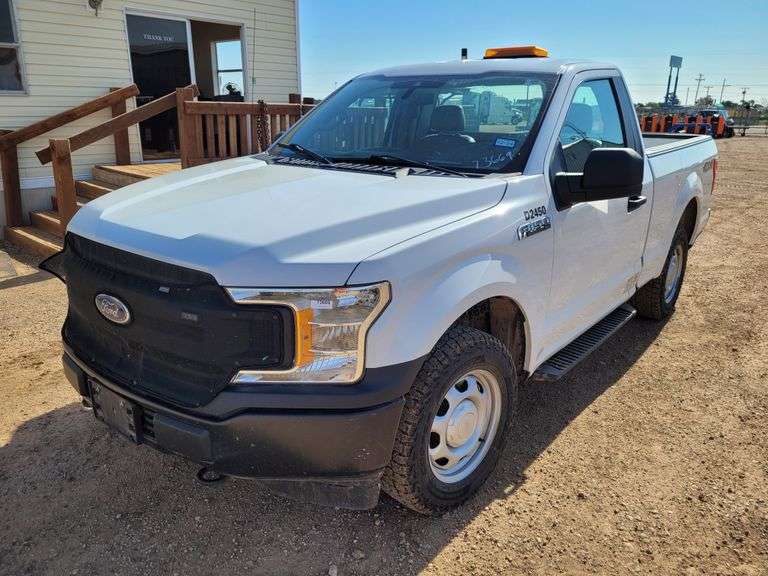 Ford  F150  Regular Cab 2D  XL 8-Ft. Bed 2WD