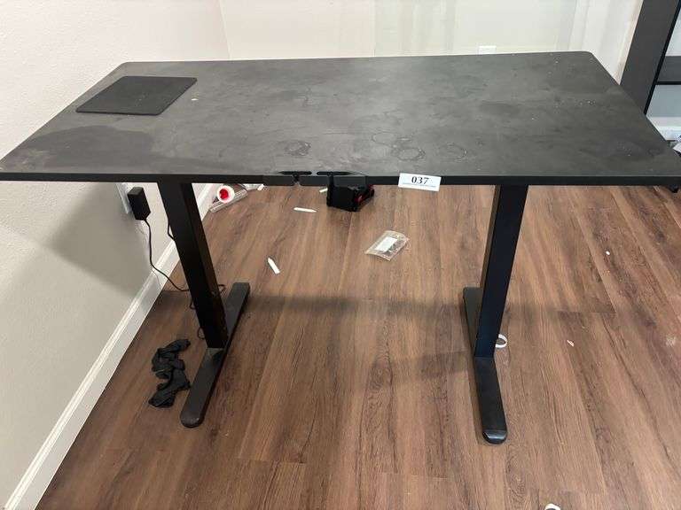 Desk/Table