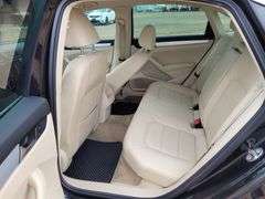 2012  Volkswagen  Passat SE  Sedan 4D
