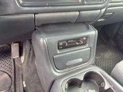 Chevy 2002  Chevrolet  Silverado 2500   Extended Cab 4D  Pickup