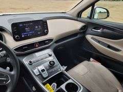 2021  Hyundai  Santa Fe SEL  SUV 4D
