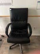 Rolling chair