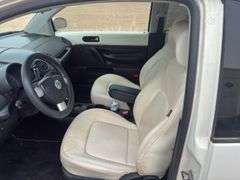 2008  Volkswagen  Volkswagen   New Beetle SE  Coupe 2D  Notchback
