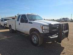2012  Ford  F350 Super Duty Lariat  Cab/Chassis /4D  SuperCab Long Bed