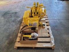 Acco Wright Speedway   1/2 Ton Capacity Overhead Crane