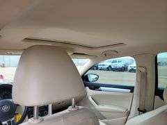 2012  Volkswagen  Passat SE  Sedan 4D