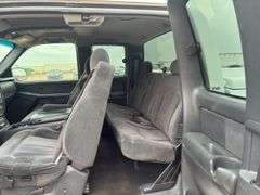 Chevy 2002  Chevrolet  Silverado 2500   Extended Cab 4D  Pickup