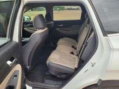2021  Hyundai  Santa Fe SEL  SUV 4D