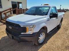 Ford  F150  Regular Cab 2D  XL 8-Ft. Bed 2WD