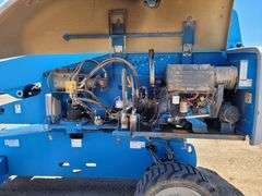 2010  Genie  S-65  Man Lift